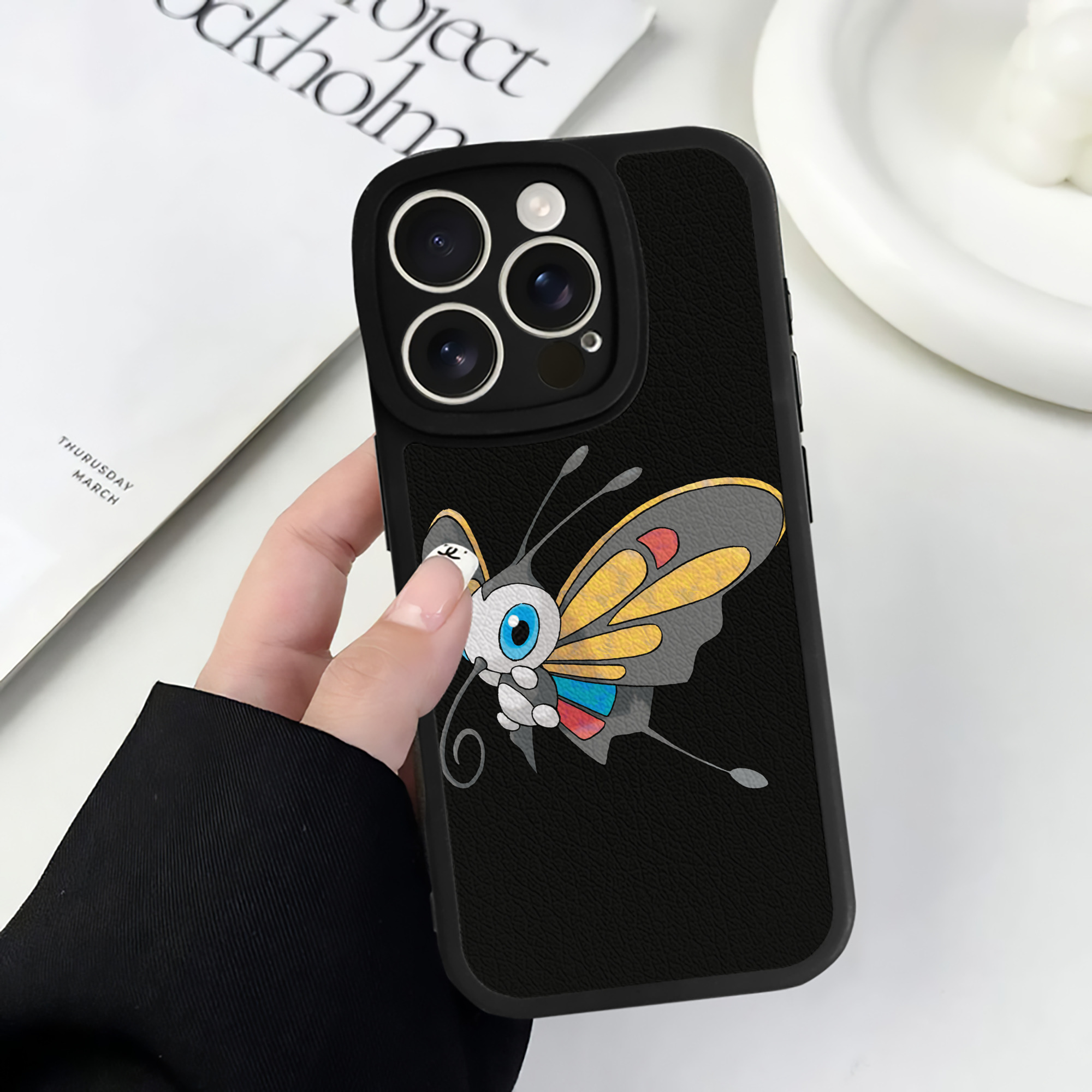 （画像用） ポケットモンスター Pokémon 【iPhone 16シリーズ対応】シリコンスマホケース（レザー調） 材質：シリコン